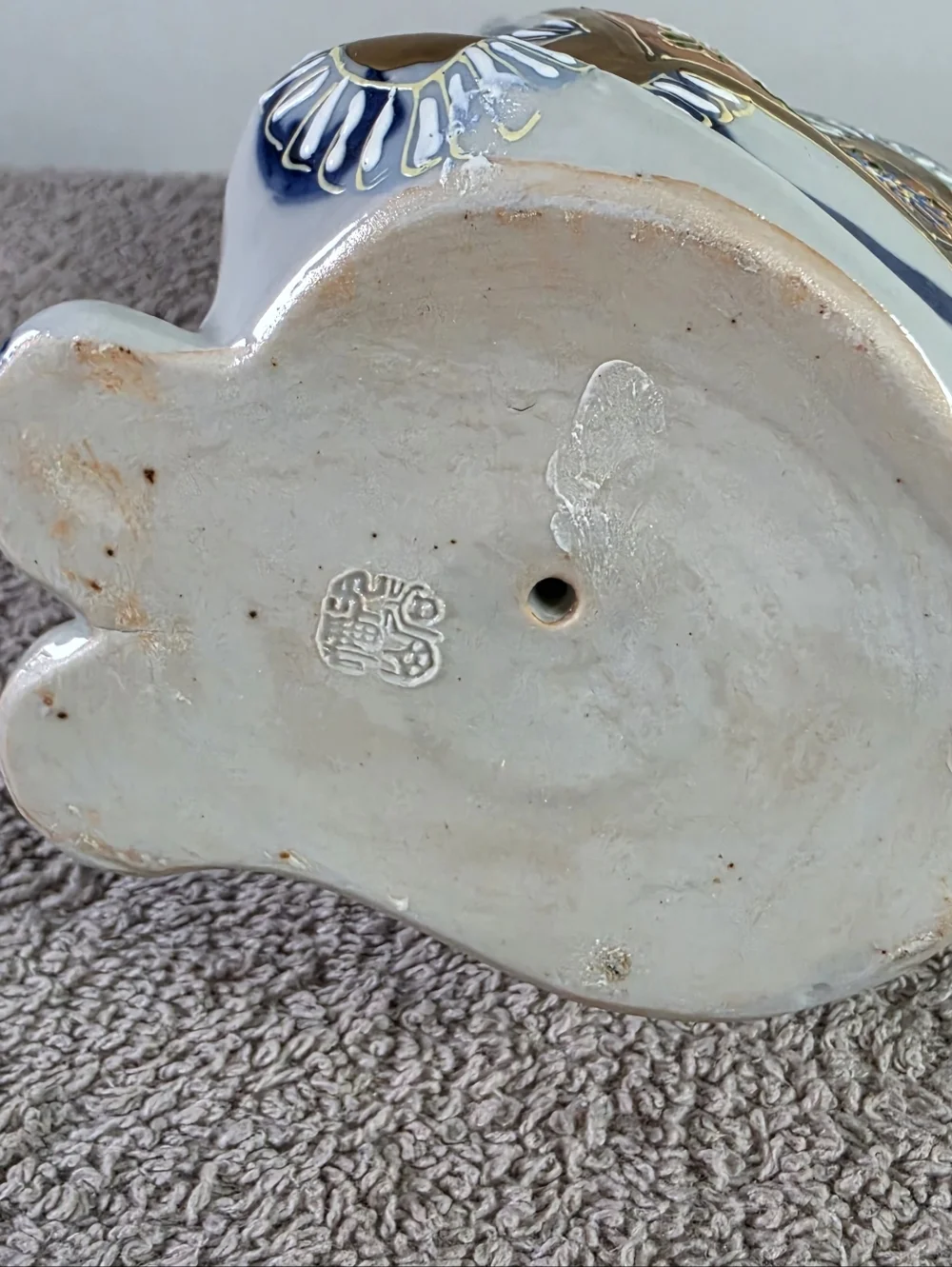 Decorative White and Blue Kutani Porcelain Cat Figurine with Gold Accents